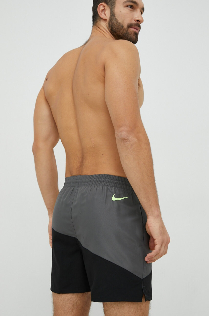 Nike Плувни шорти в черно - Pepit.bg