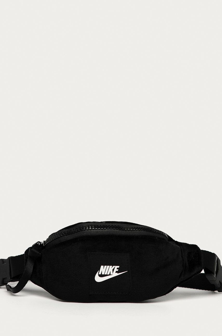 Nike Sportswear Чанта за кръст - Pepit.bg