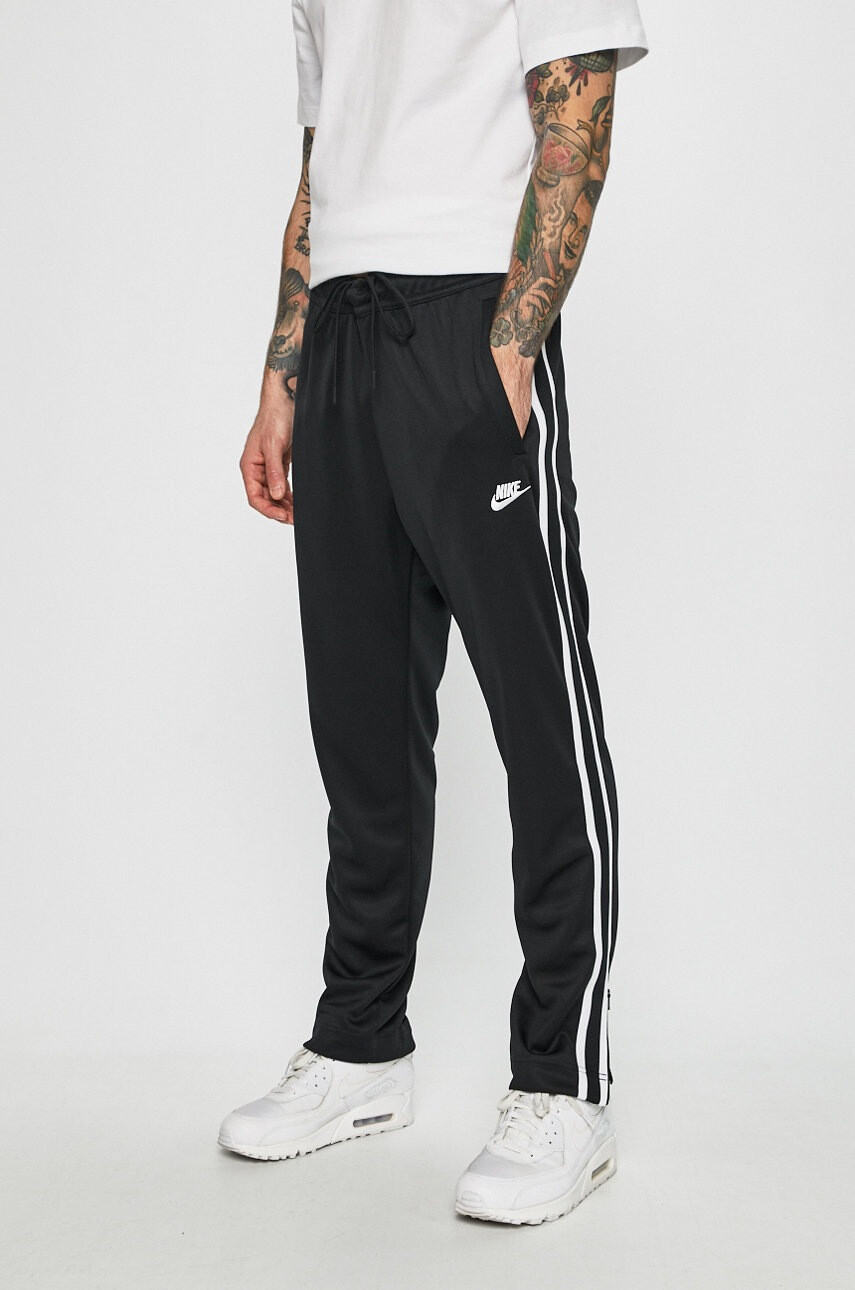 Nike Sportswear Панталони - Pepit.bg