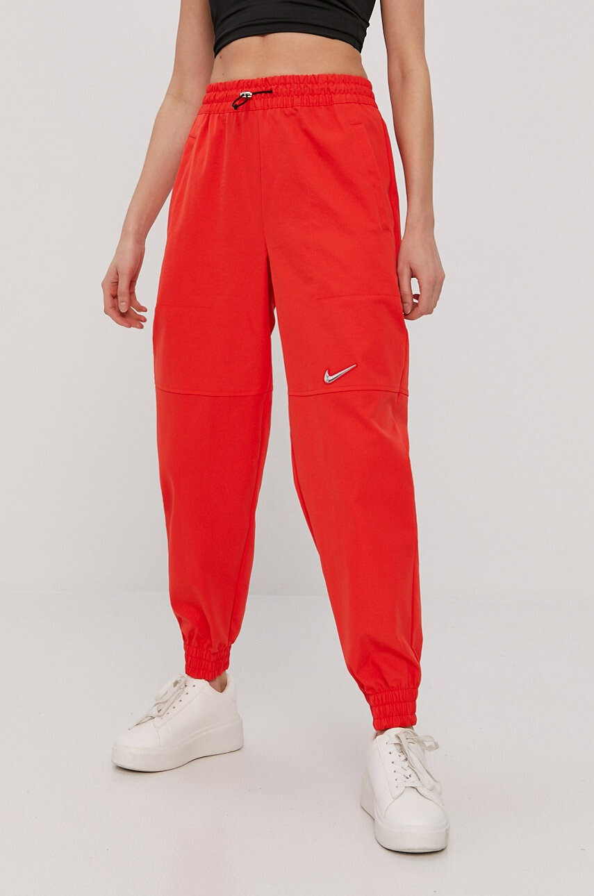 Nike Sportswear Панталони - Pepit.bg