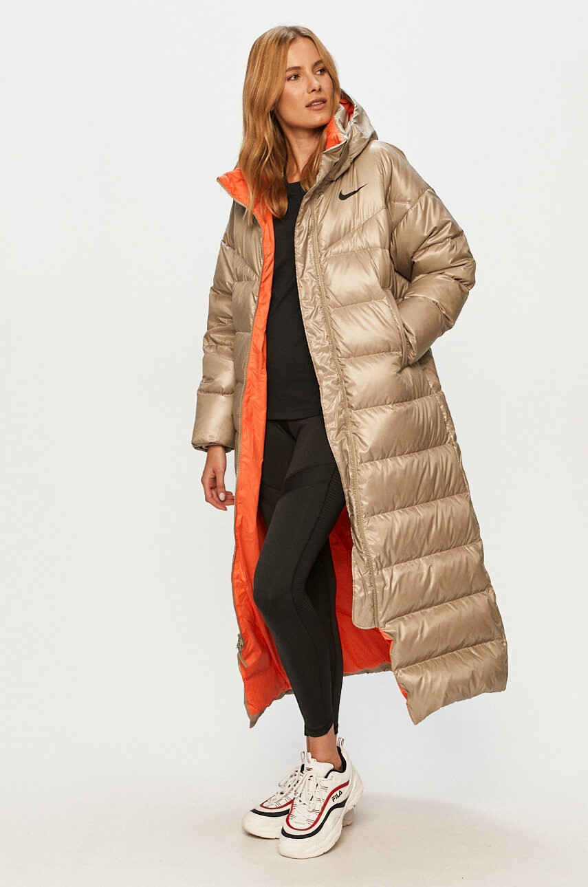 Nike Sportswear Пухено яке - Pepit.bg