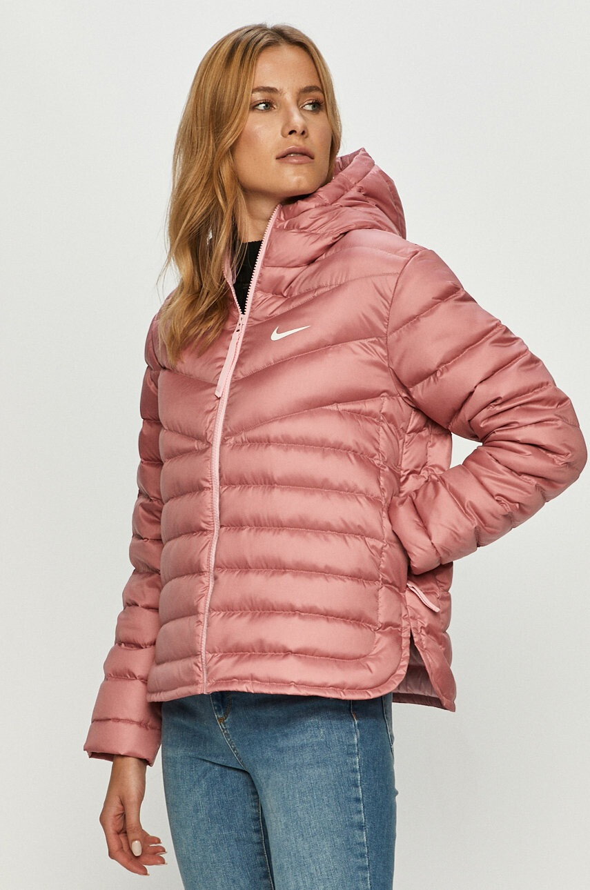 Nike Sportswear Пухено яке - Pepit.bg