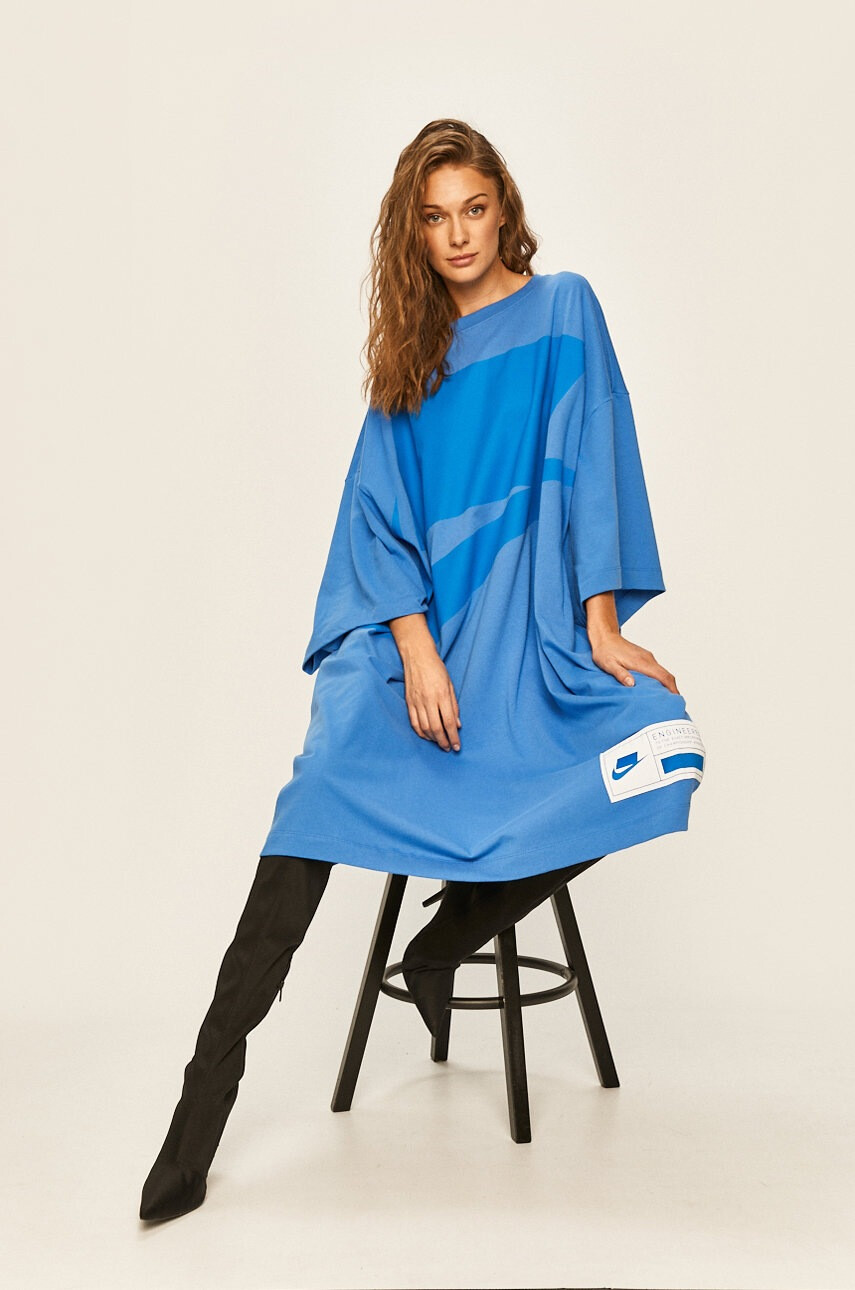 Nike Sportswear Рокля - Pepit.bg
