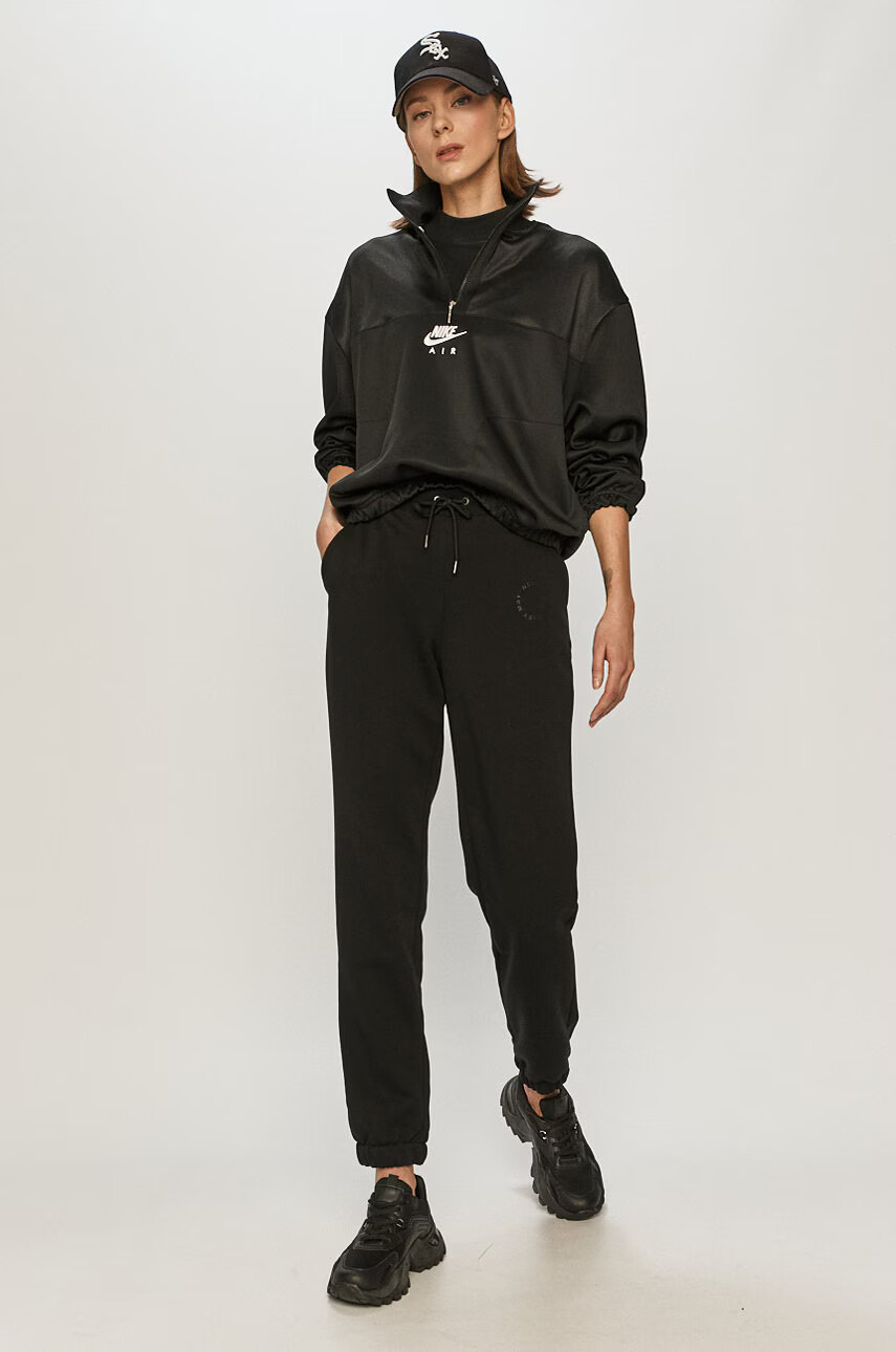 Nike Sportswear Суичър - Pepit.bg