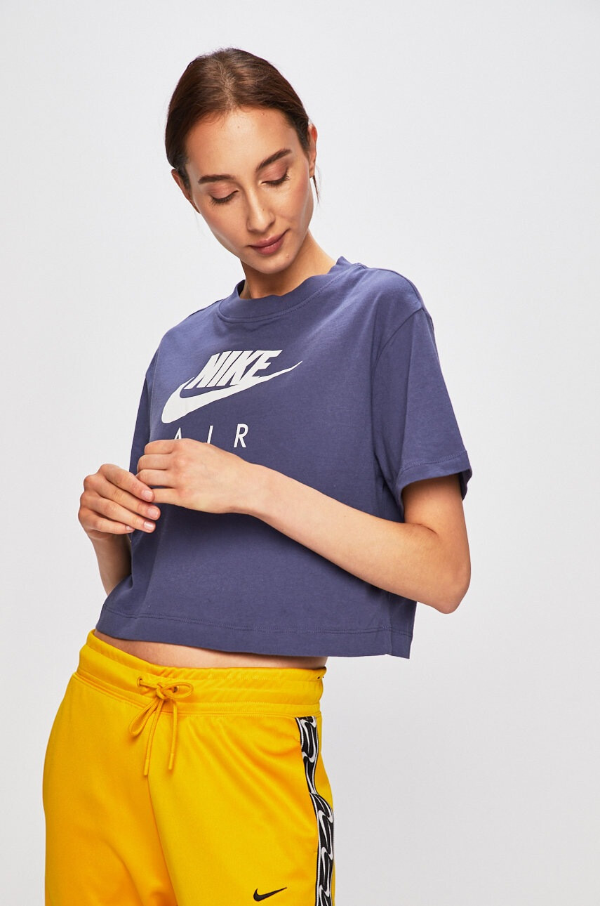Nike Sportswear Тениска - Pepit.bg