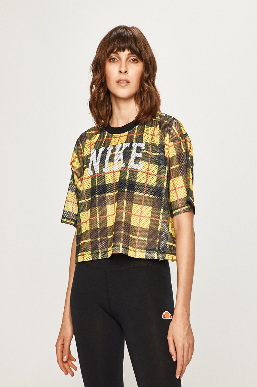Nike Sportswear Тениска - Pepit.bg