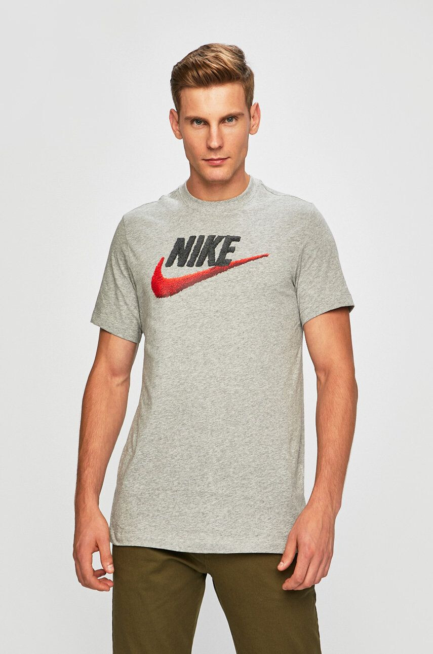 Nike Sportswear Тениска - Pepit.bg