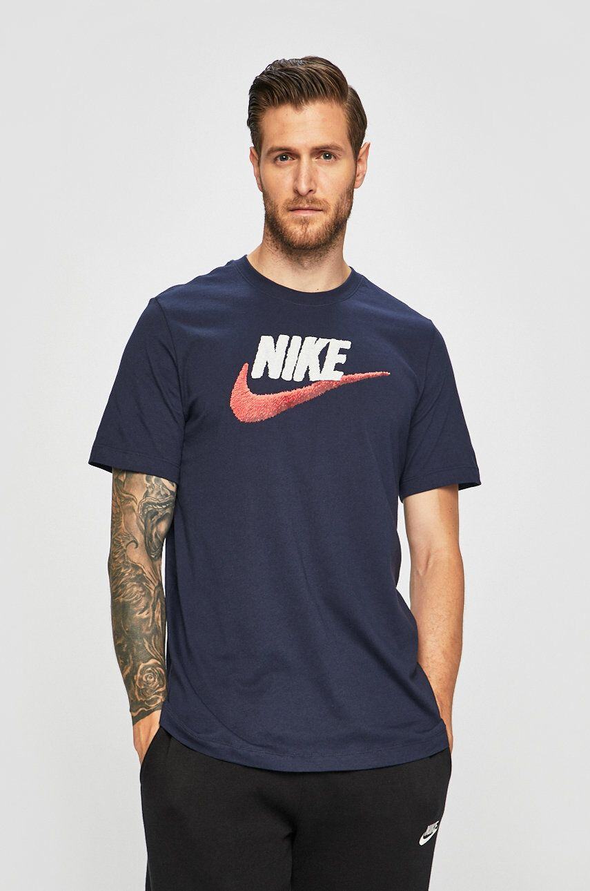 Nike Sportswear Тениска - Pepit.bg