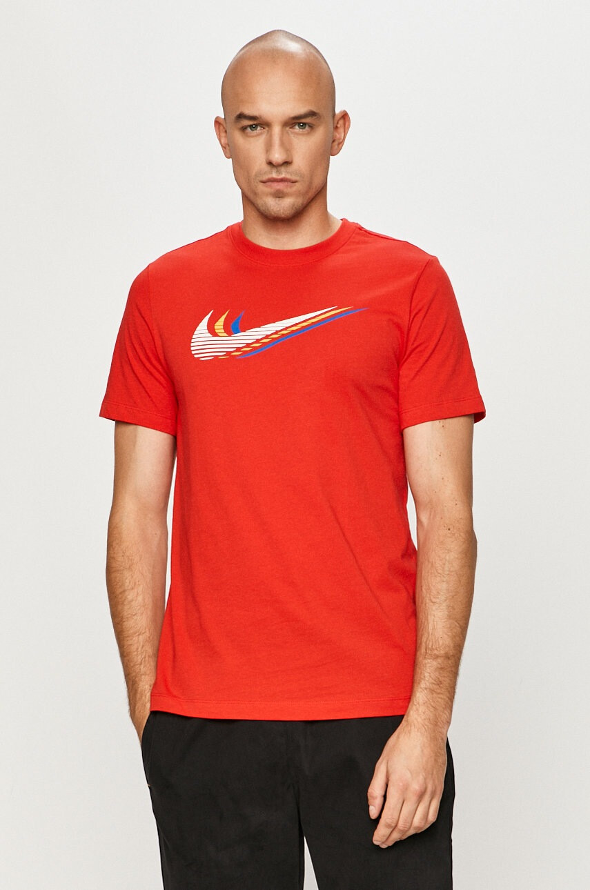 Nike Sportswear Тениска - Pepit.bg