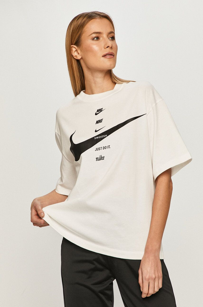 Nike Sportswear Тениска - Pepit.bg