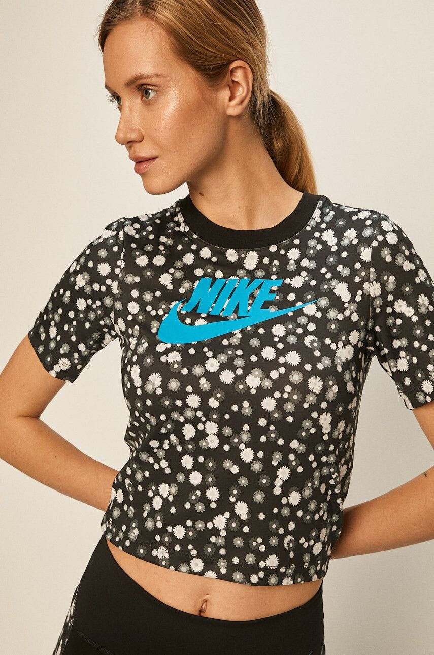 Nike Sportswear Тениска - Pepit.bg