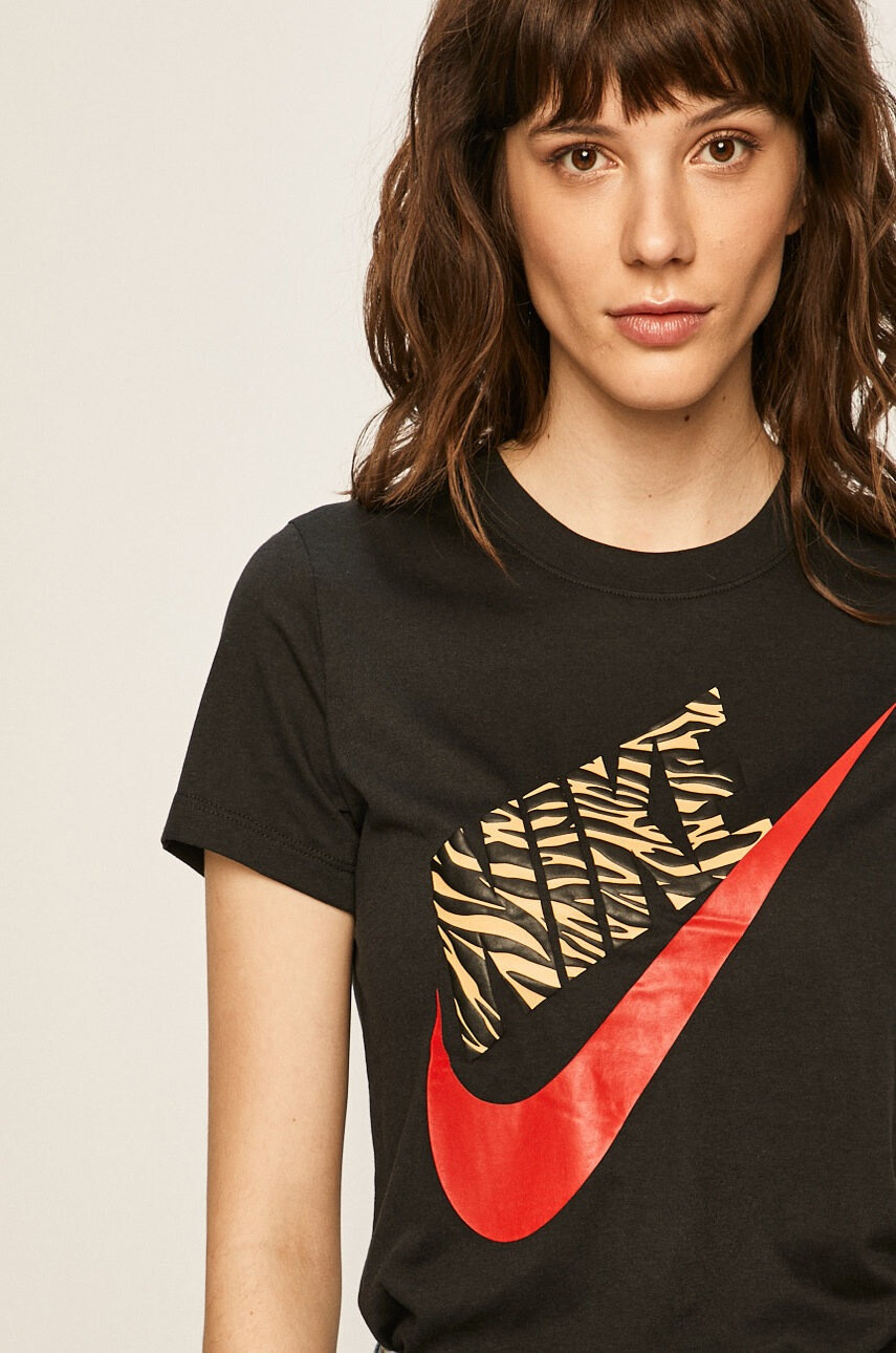 Nike Sportswear Тениска - Pepit.bg