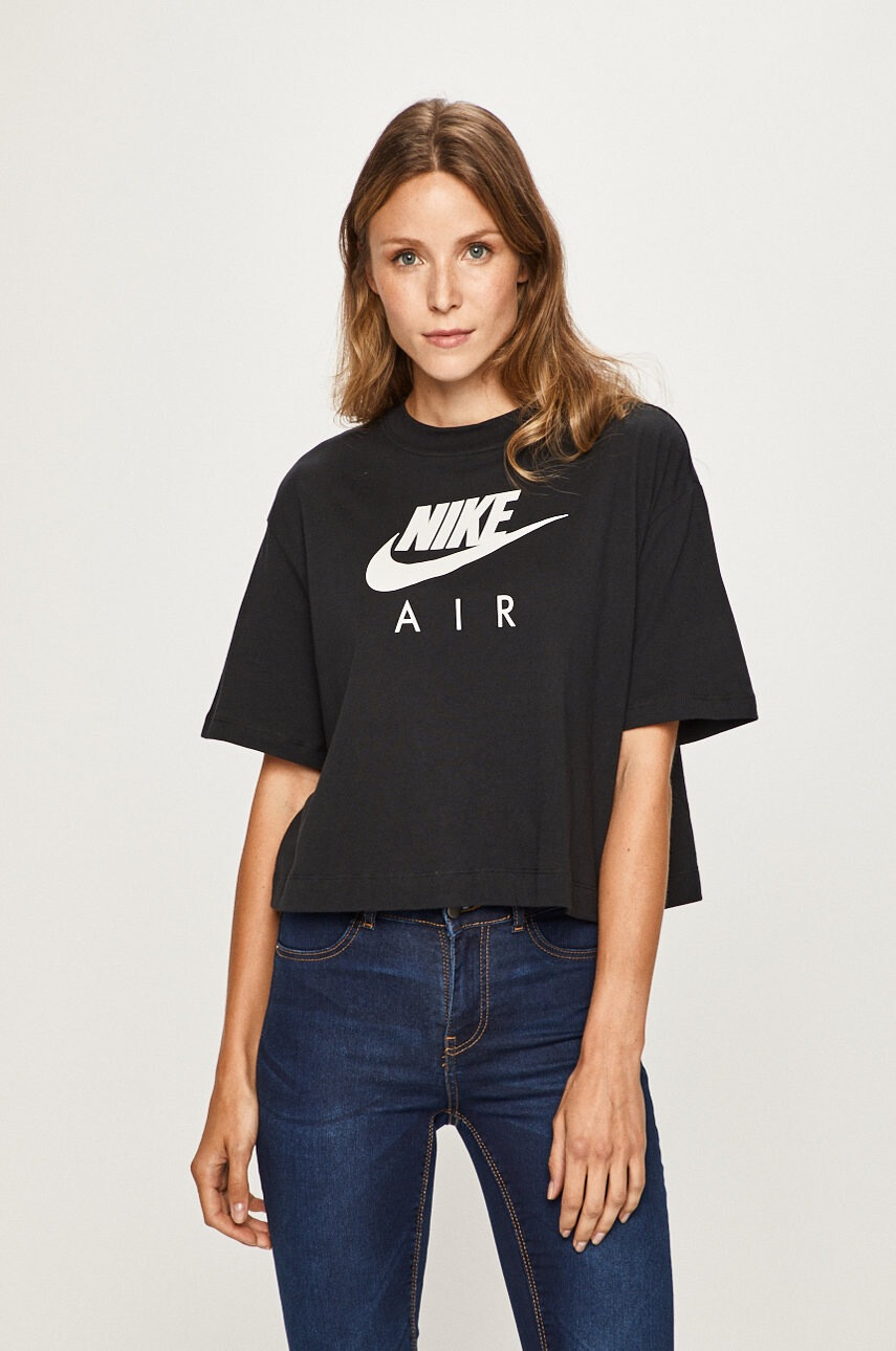 Nike Sportswear Тениска - Pepit.bg