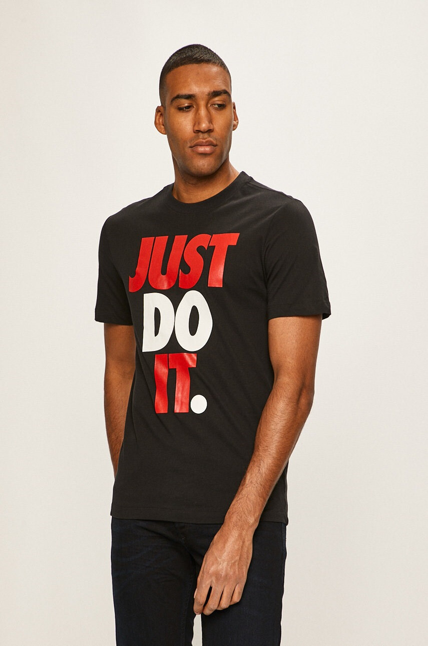 Nike Sportswear Тениска - Pepit.bg