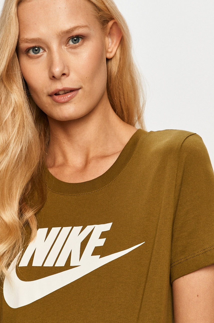 Nike Sportswear Тениска - Pepit.bg