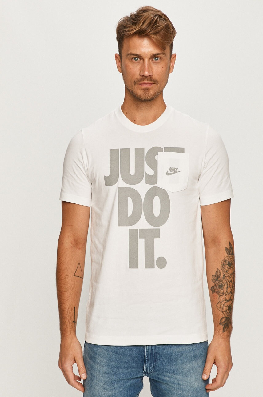 Nike Sportswear Тениска - Pepit.bg