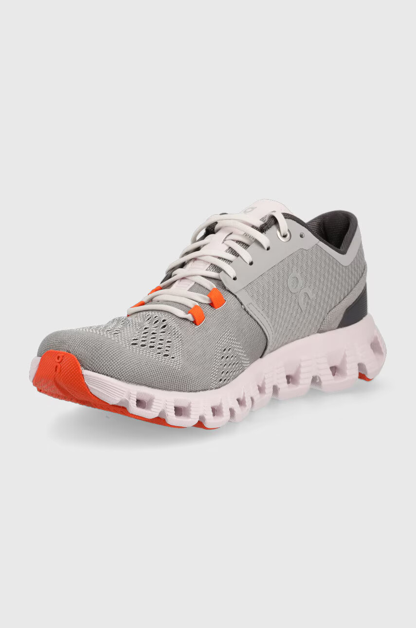 On-running Маратонки Cloud X - Pepit.bg