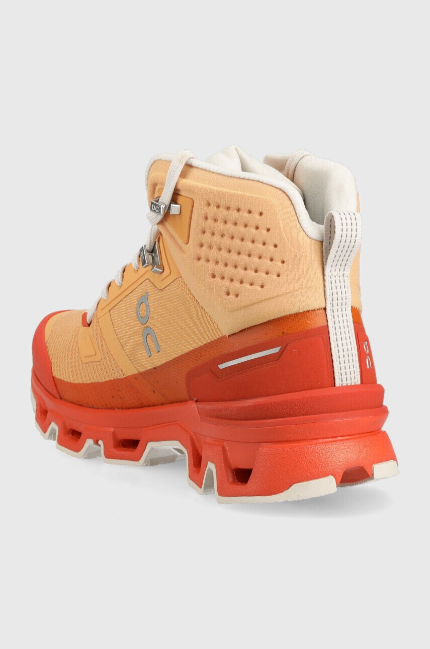On-running Обувки Cloudrock 2 Waterproof в оранжево - Pepit.bg