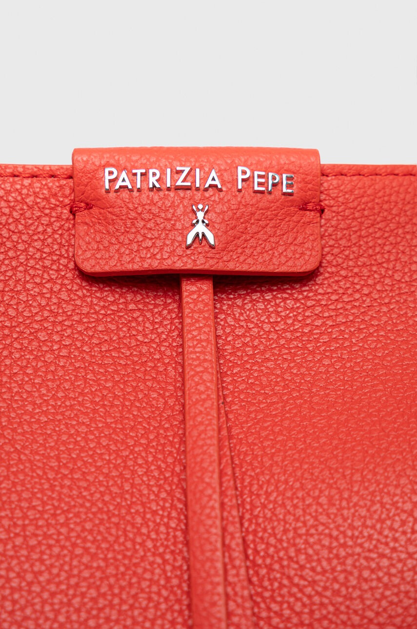 Patrizia Pepe Кожена чанта в червено - Pepit.bg