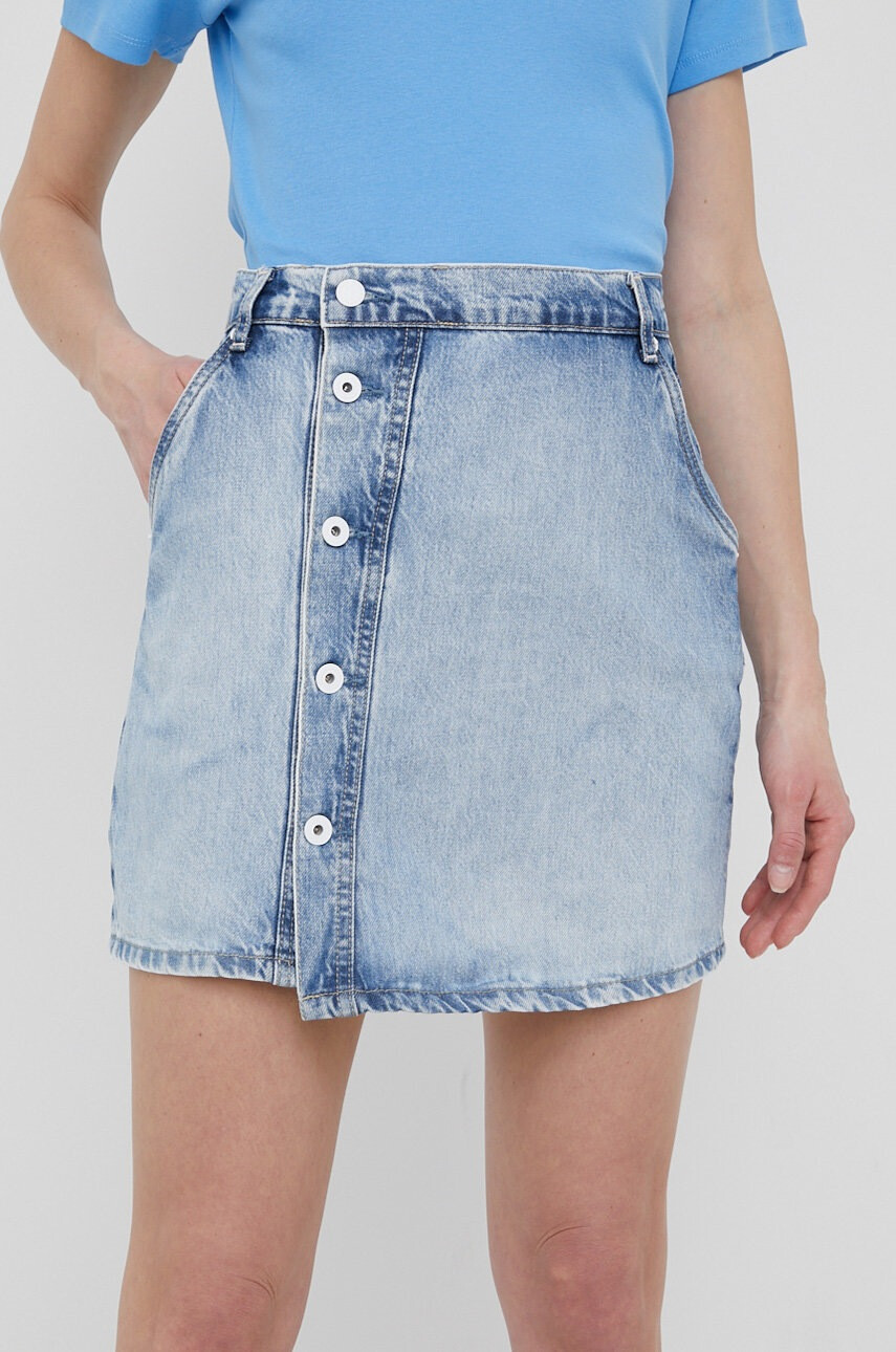 Pepe Jeans Дънкова пола Hannah къс модел с кройка тип молив - Pepit.bg