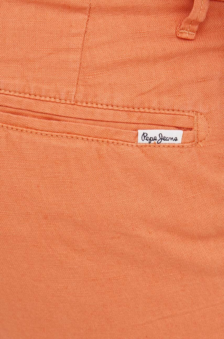 Pepe Jeans Къс панталон с лен Arkin в оранжево - Pepit.bg