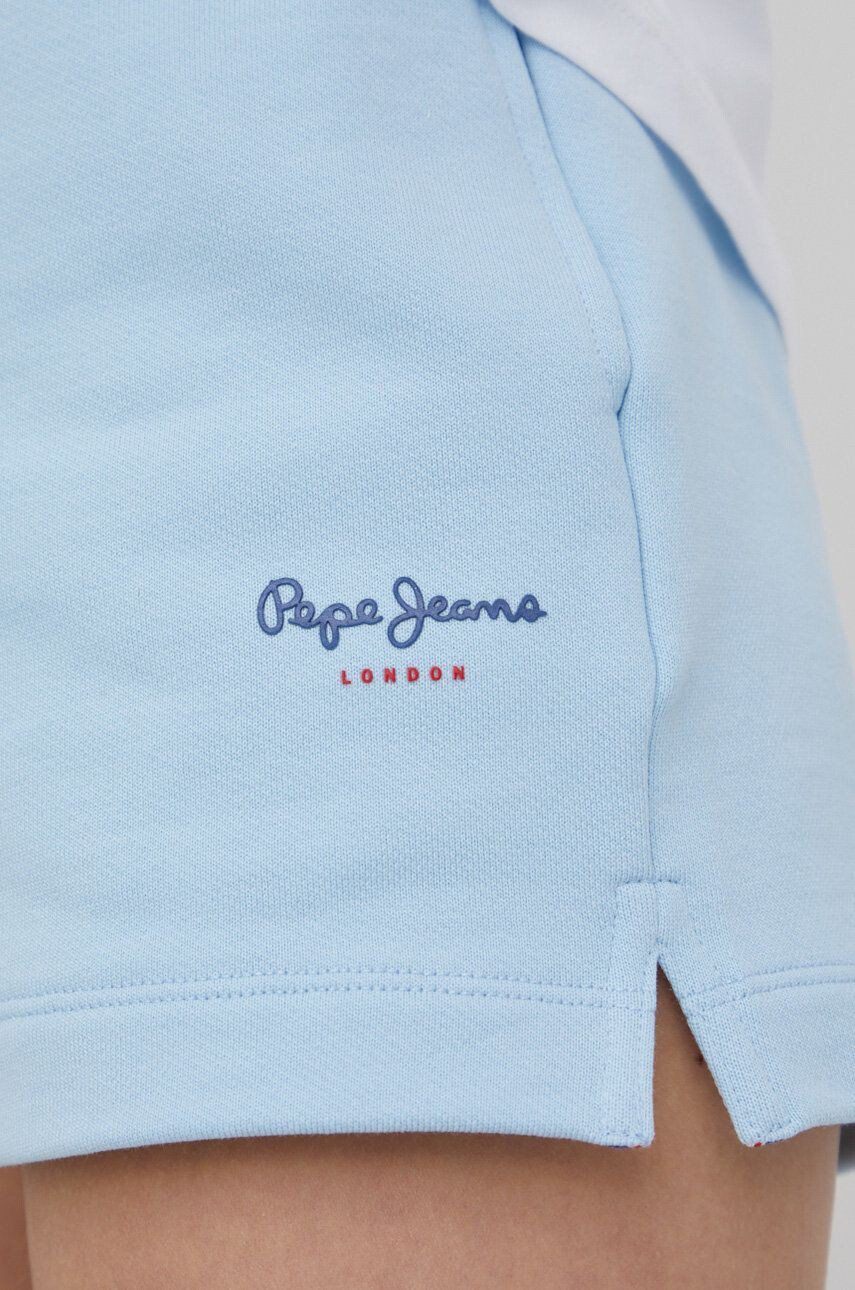 Pepe Jeans Къси панталони Calista Short дамски с изчистен дизайн със стандартна талия - Pepit.bg