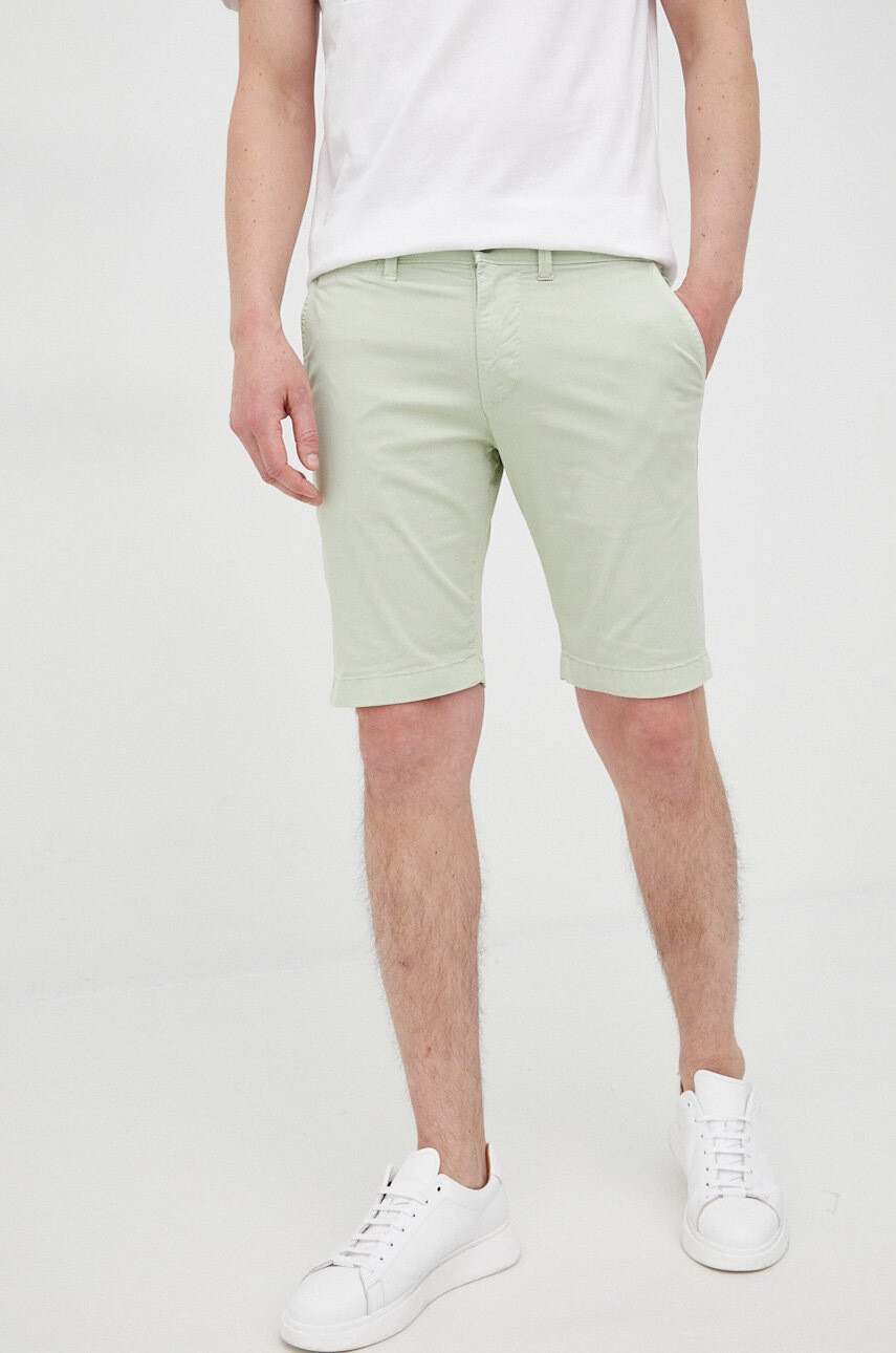 Pepe Jeans Къси панталони Mc Queen Short в зелено - Pepit.bg