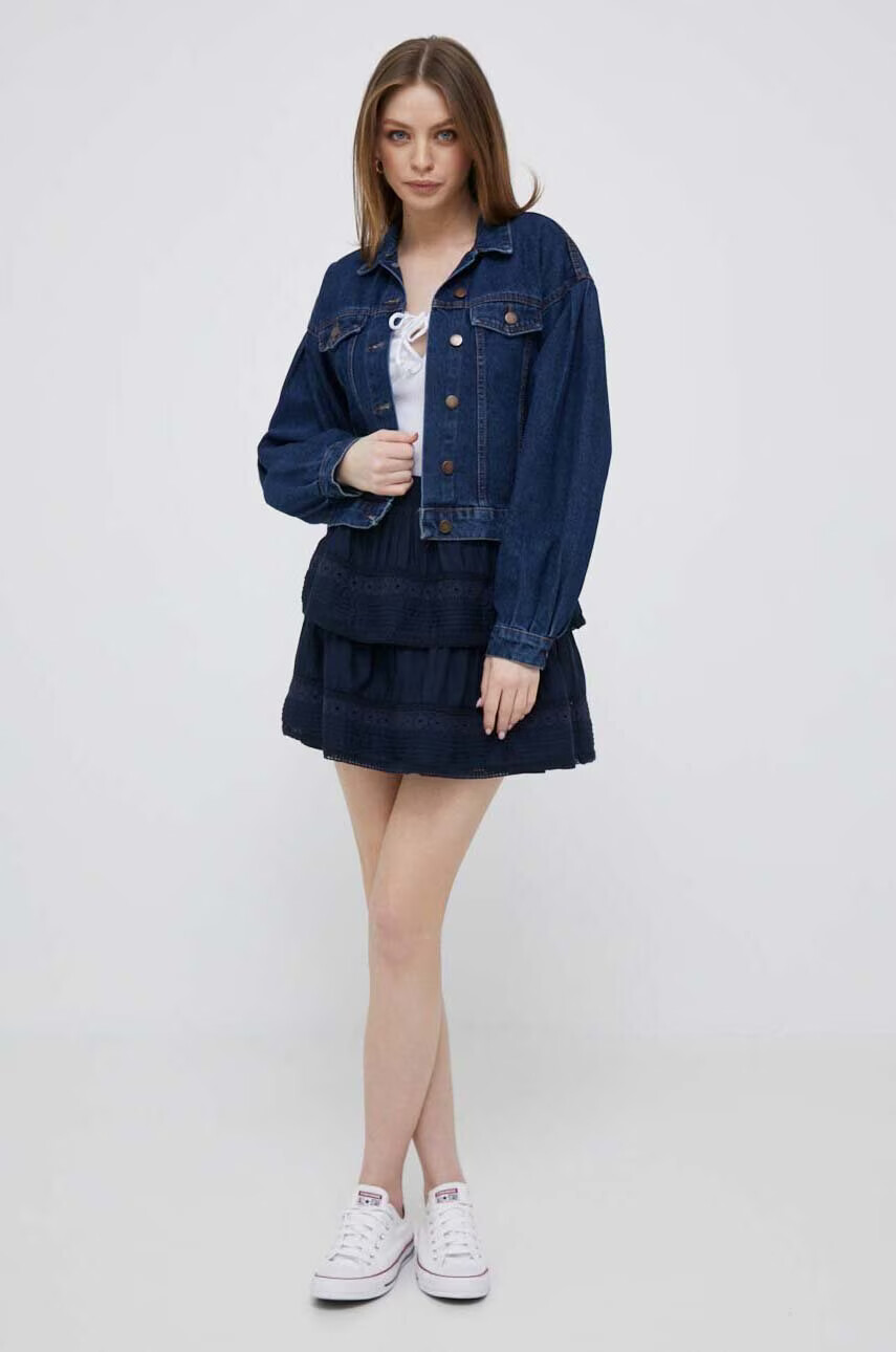 Pepe Jeans Памучна пола Prana в тъмносиньо къс модел разкроен модел - Pepit.bg