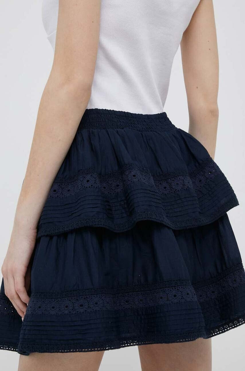 Pepe Jeans Памучна пола Prana в тъмносиньо къс модел разкроен модел - Pepit.bg