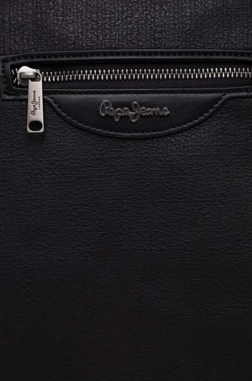 Pepe Jeans Раница Aure в черно малък размер с изчистен дизайн - Pepit.bg