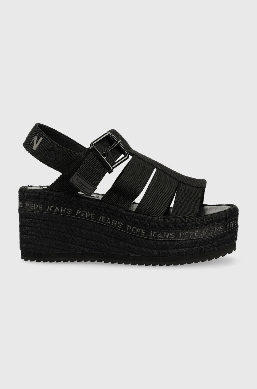 Pepe Jeans Сандали WITNEY в черно със скосена платформа PLS90577 - Pepit.bg