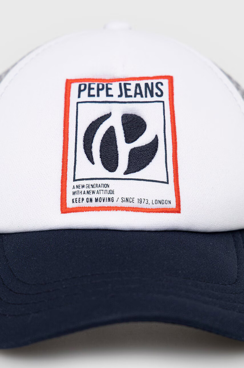 Pepe Jeans Шапка Terry в тъмносиньо с апликация - Pepit.bg
