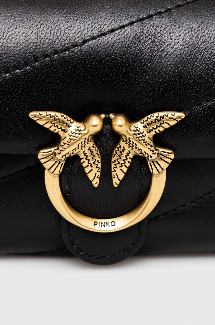 Pinko Кожена чанта в черно - Pepit.bg