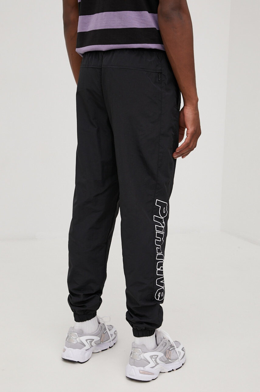 Primitive Спортен панталон Cut N Sew в черно с принт - Pepit.bg