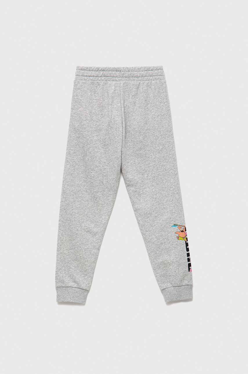 Puma Детски спортен панталон x SPONGEBOB Sweatpants TR в сиво с принт - Pepit.bg