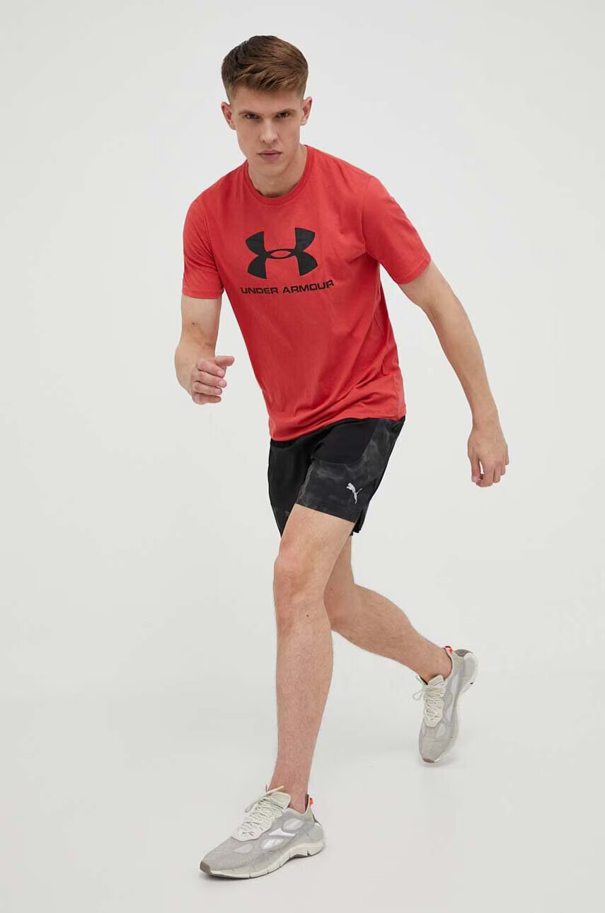 Puma Къс панталон за бягане Favorite в черно - Pepit.bg