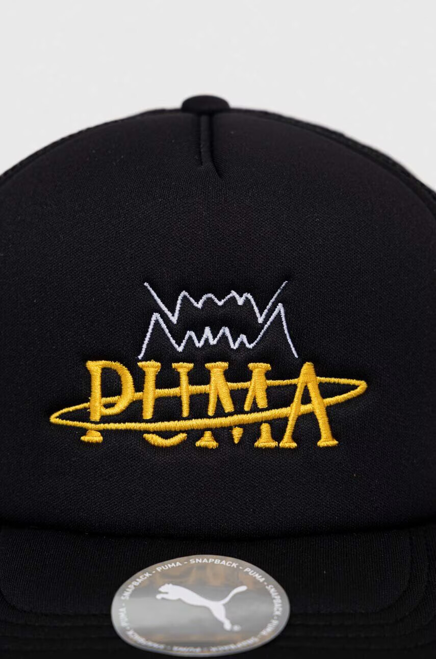 Puma Шапка с козирка в черно с апликация - Pepit.bg