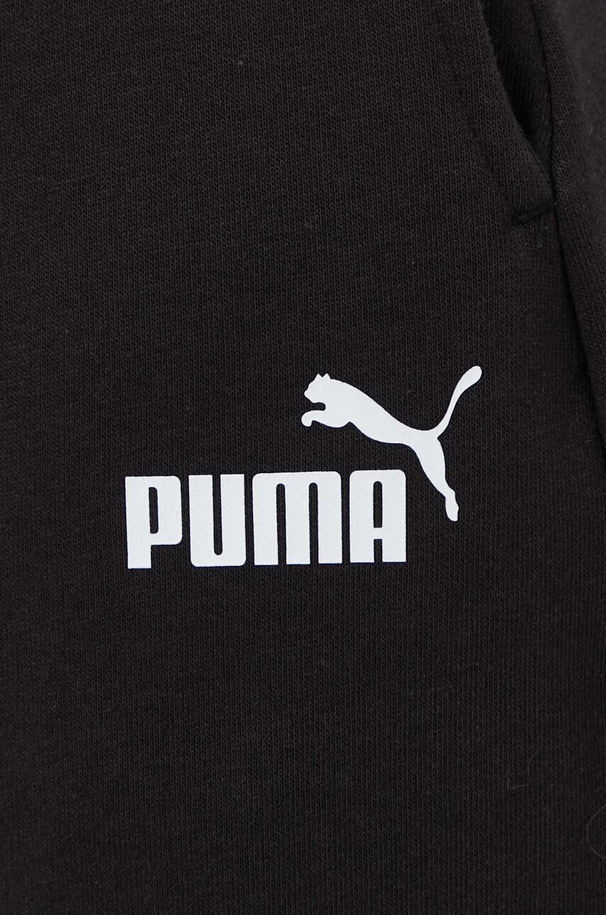 Puma Спортен панталон в черно с принт - Pepit.bg