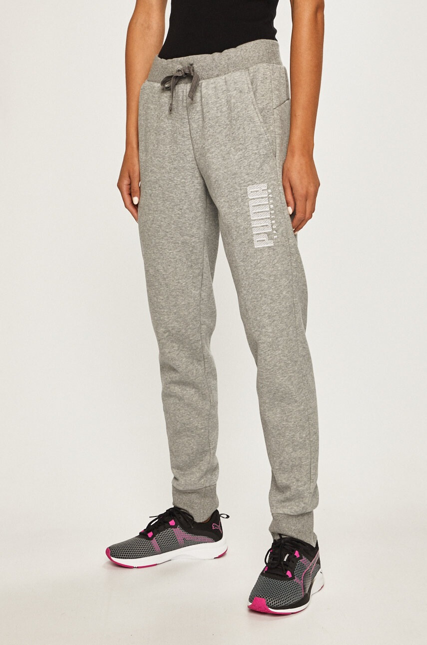 Puma Спортни панталони - Pepit.bg