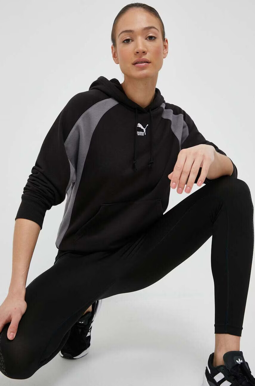 Puma Суичър в черно с качулка с десен - Pepit.bg