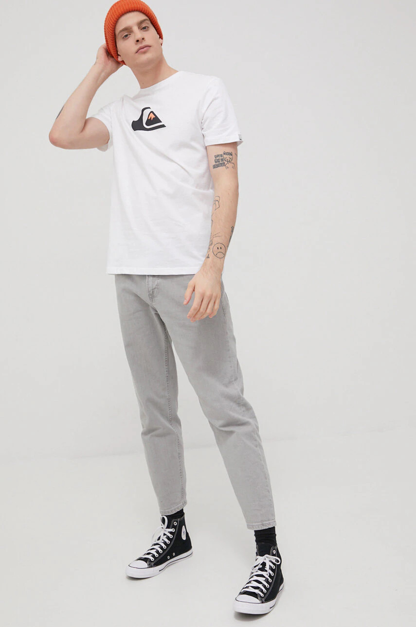 Quiksilver Памучна тениска в бяло с принт - Pepit.bg