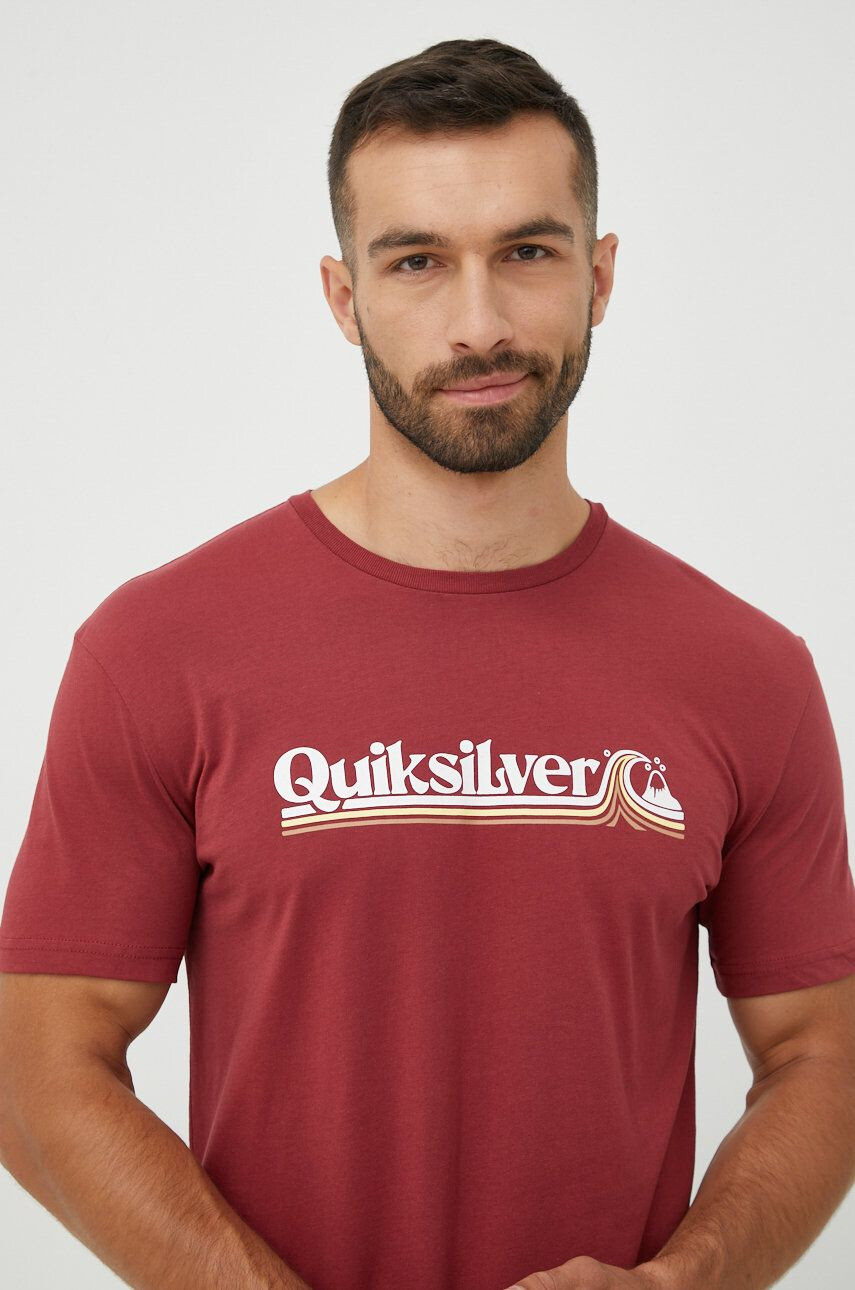 Quiksilver Памучна тениска в червено с принт - Pepit.bg