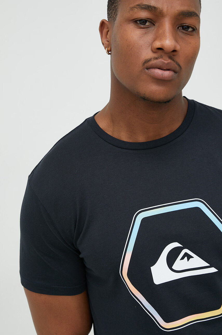 Quiksilver Памучна тениска в черно с принт - Pepit.bg