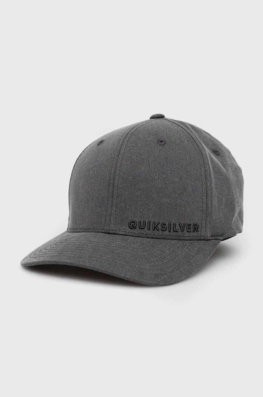 Quiksilver Шапка в черно с изчистен дизайн - Pepit.bg