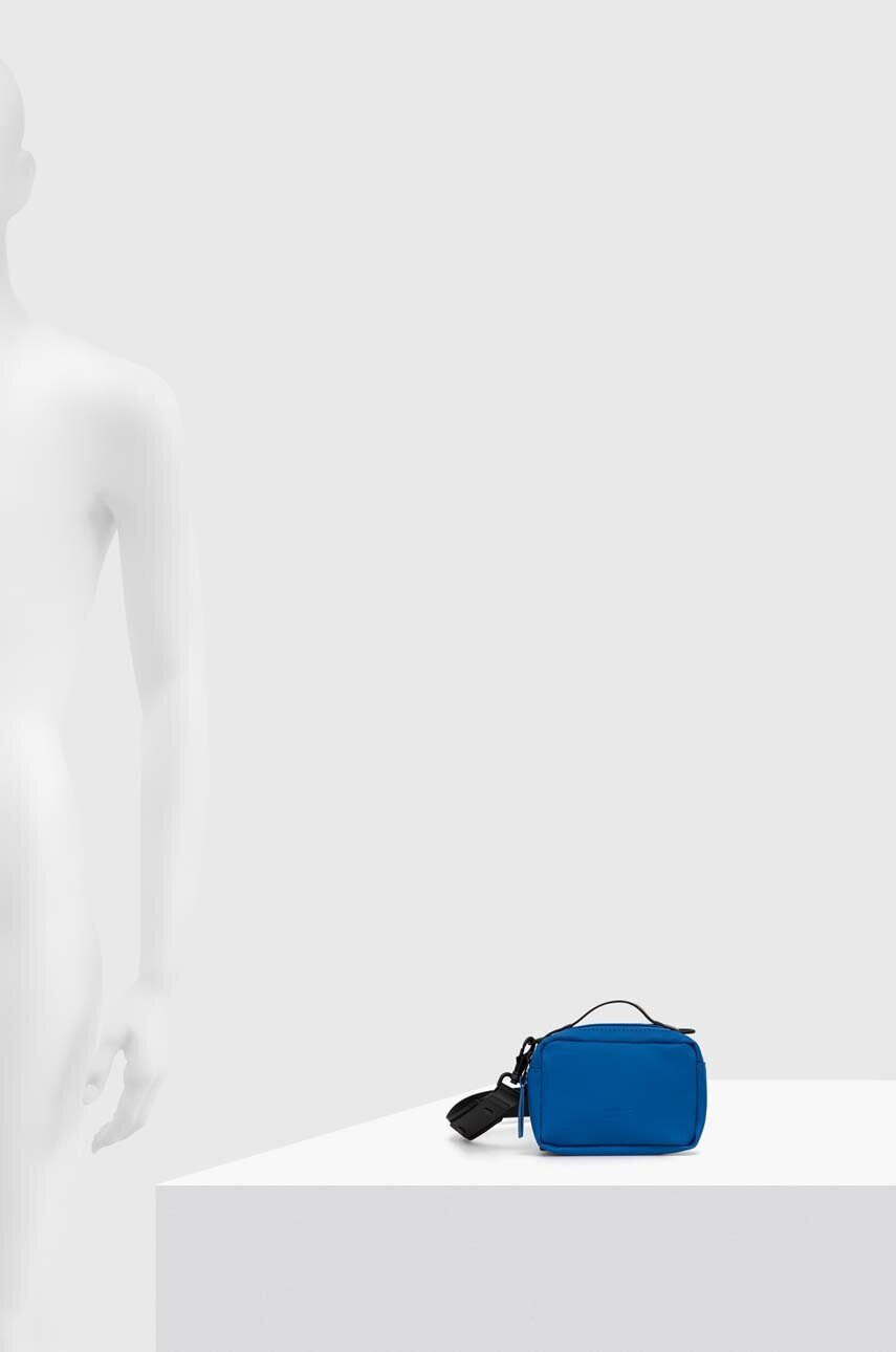 Rains Чанта през рамо 13070 Box Bag Micro в синьо - Pepit.bg