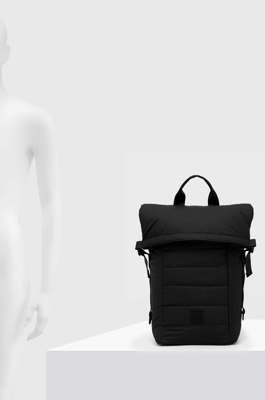 Rains Раница 12140 Loop Backpack в черно голям размер с изчистен дизайн - Pepit.bg