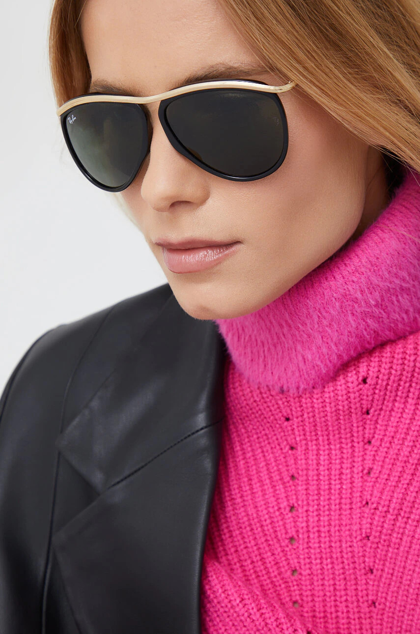 Ray-Ban Слънчеви очила в златисто - Pepit.bg