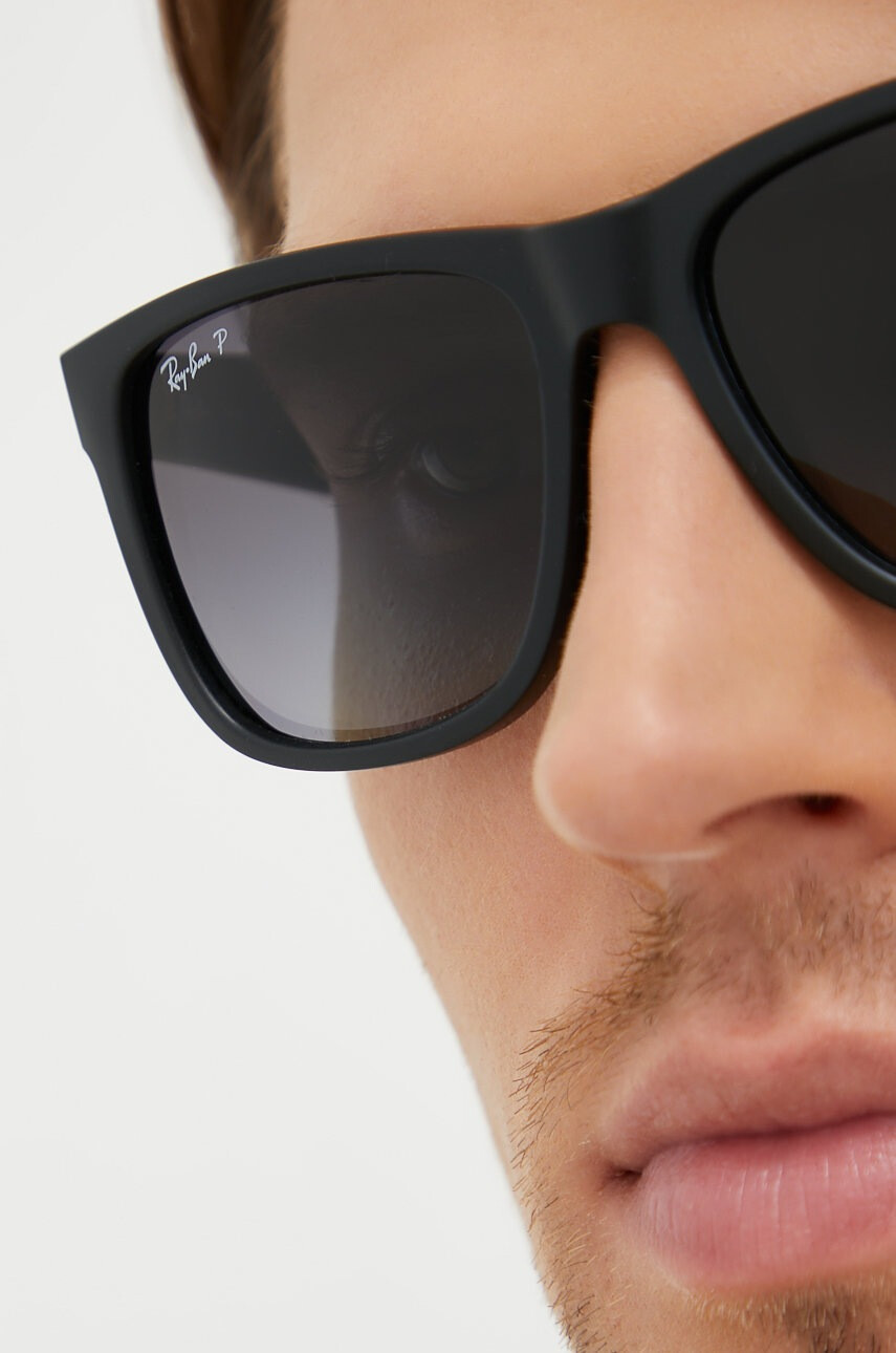 Ray-Ban Слънчеви очила в черно - Pepit.bg