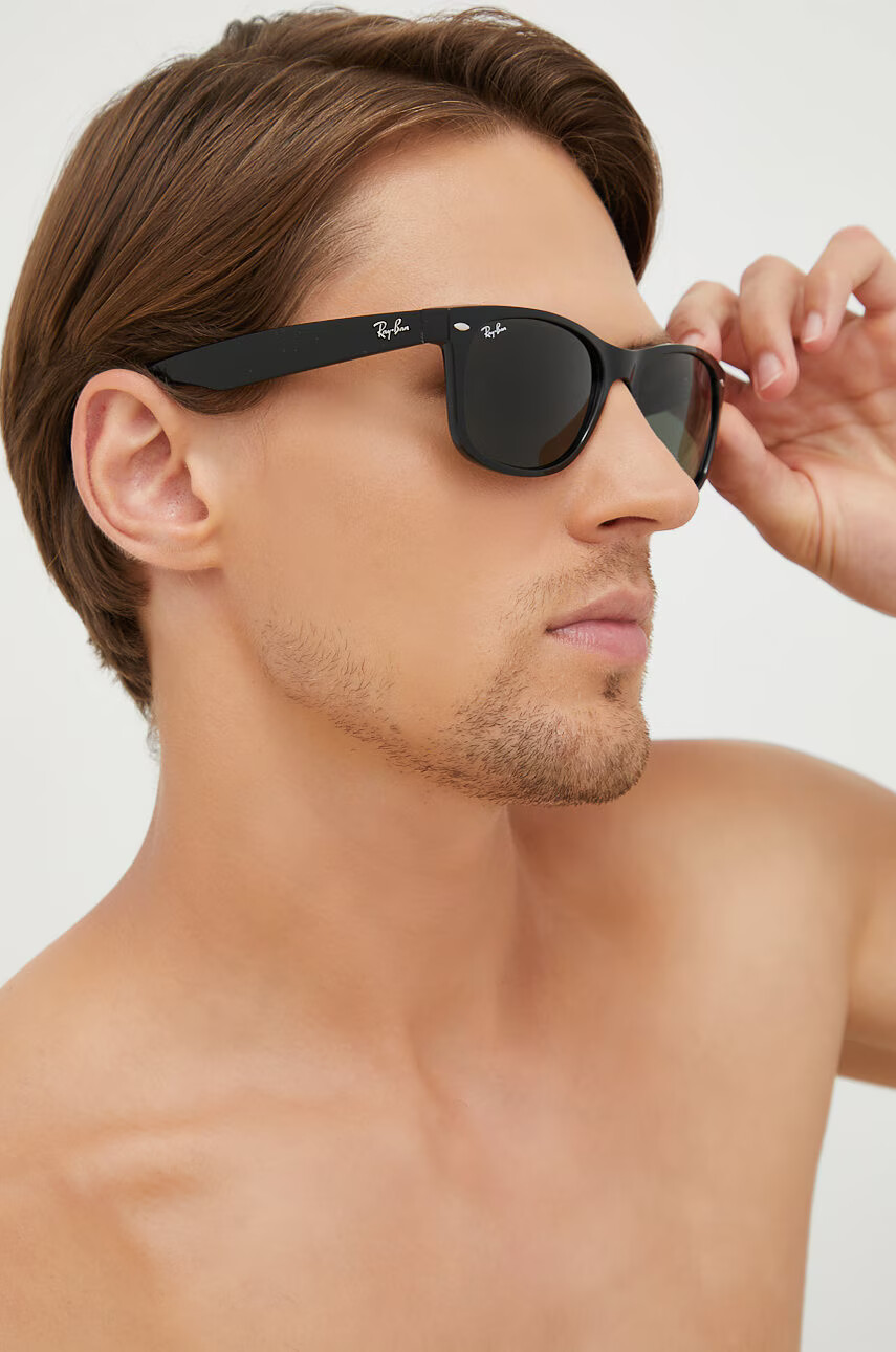 Ray-Ban Слънчеви очила в черно - Pepit.bg