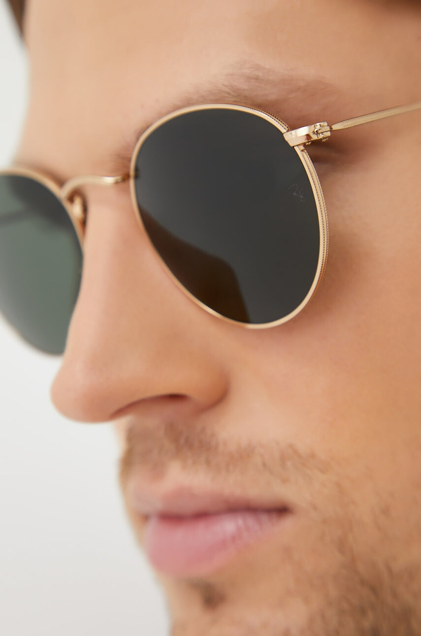 Ray-Ban Слънчеви очила в златисто - Pepit.bg